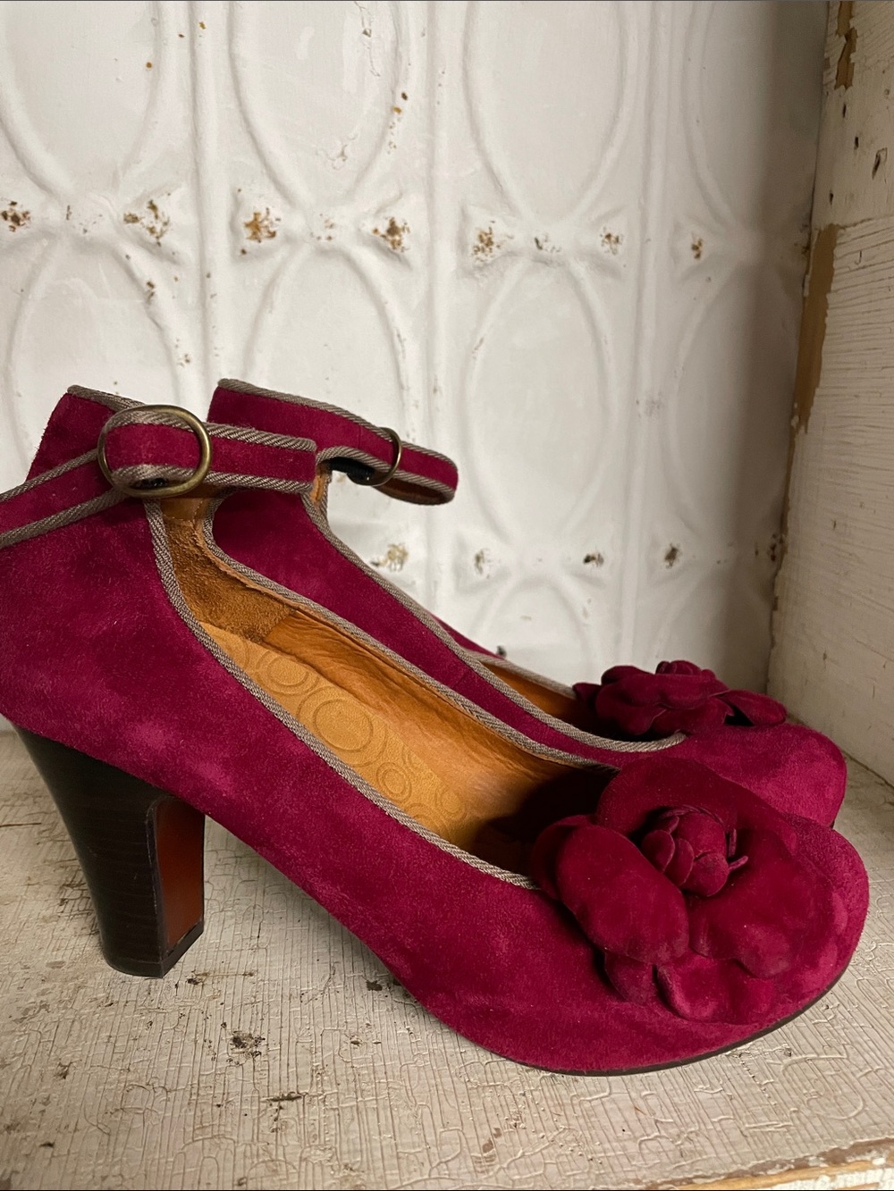 Chie Mihara Suede Mary Jane Heels in Berry Fuchsia with Floral Applique